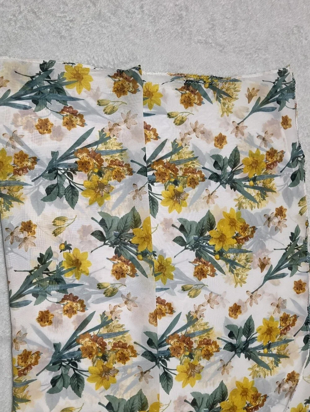 Women’s Floral Yellow & Green Scarf-Style